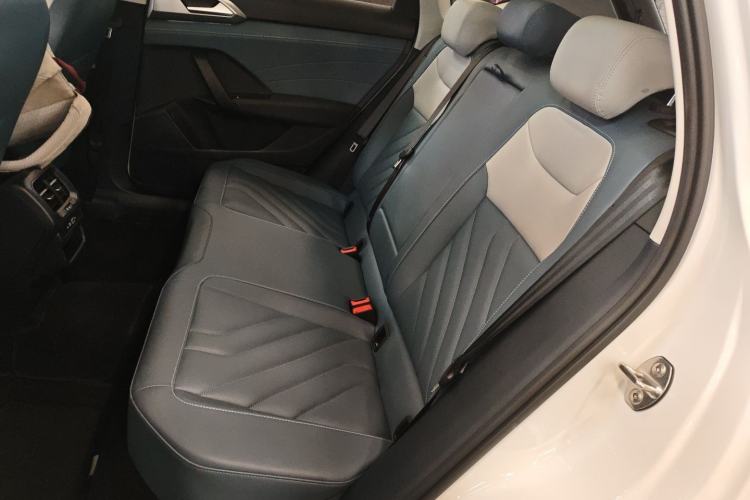 Used Volkswagen Tharu 2024 300TSI Two-Wheel-Drive Moon Luxury Edition