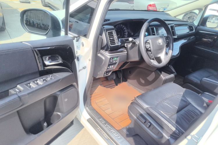 Used Honda Elysion 2019 2.0L Hybrid Luxury Edition
