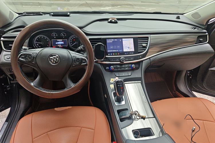 Used Buick LaCrosse 2019 28T Luxury Version
