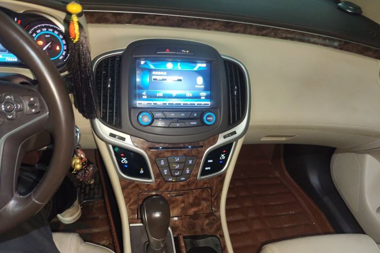 Used Buick LaCrosse 2013 2.4L SIDI Leading Comfort Version