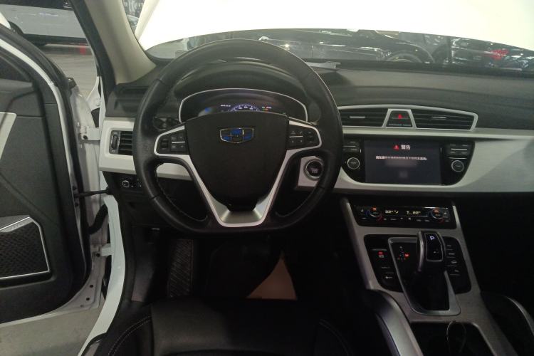 Used Geely Auto Emgrand X7 Sport 2020 1.8TD DCT Two-Wheel Drive Smart Connect 4G-Enabled Version
