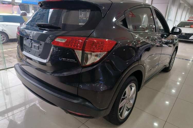 Used Honda Vezel 2020 1.5L CVT Elite Edition
