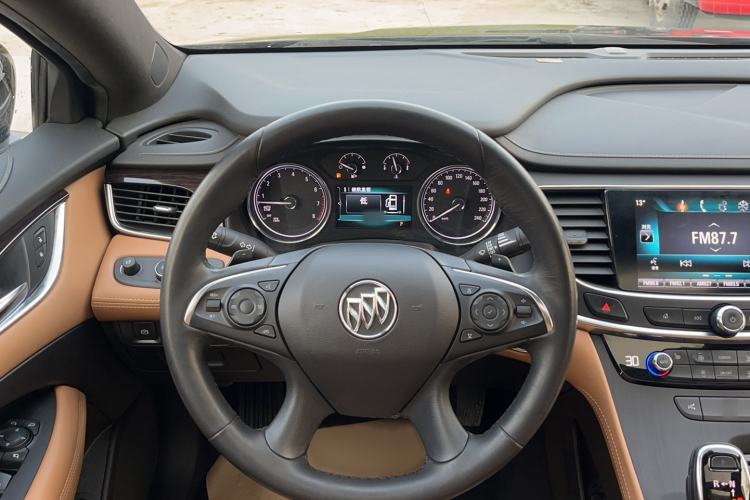 Used Buick LaCrosse 2018 28T Elite Edition
