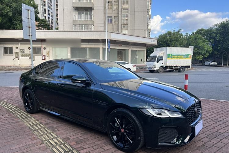 Used Jaguar XFL 2021 XFL 2.0T P250 All-Wheel-Drive Shimmering Black Sport Edition
