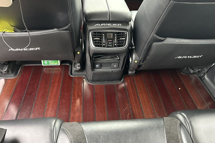 Used Honda Avancier 2017 240TURBO Two-Wheel Drive Premium Edition