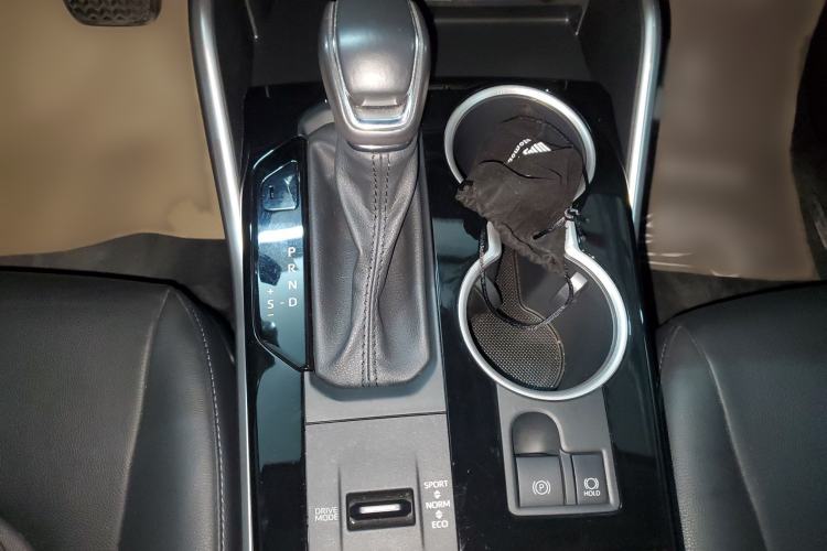 Used Toyota Highlander 2023 2.5L Smart Electric Hybrid Dual-Engine Four-Wheel Drive Prestige Version – 7 Seats
