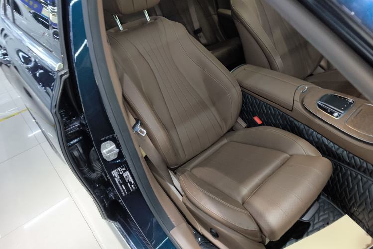 Used Mercedes-Benz E-Class 2023 E 260 L