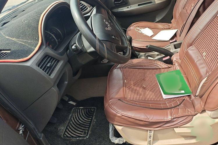 Used Wuling Hongguang 2014 1.5L S Standard Version