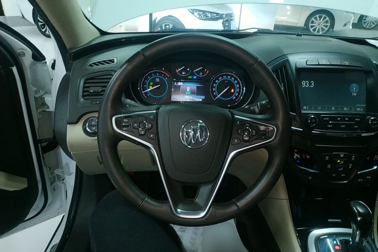 Used Buick Regal 2015 2.0L Elite Fashion Edition
