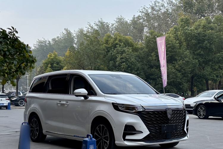 Used Roewe iMAX8 2021 400TGI Supreme Series Ultimate Edition
