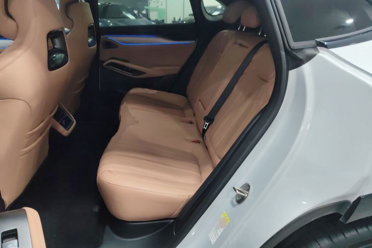 Used BYD Song L EV 2025 Intelligent Driving Version 662 km LiDAR Excellence Edition
