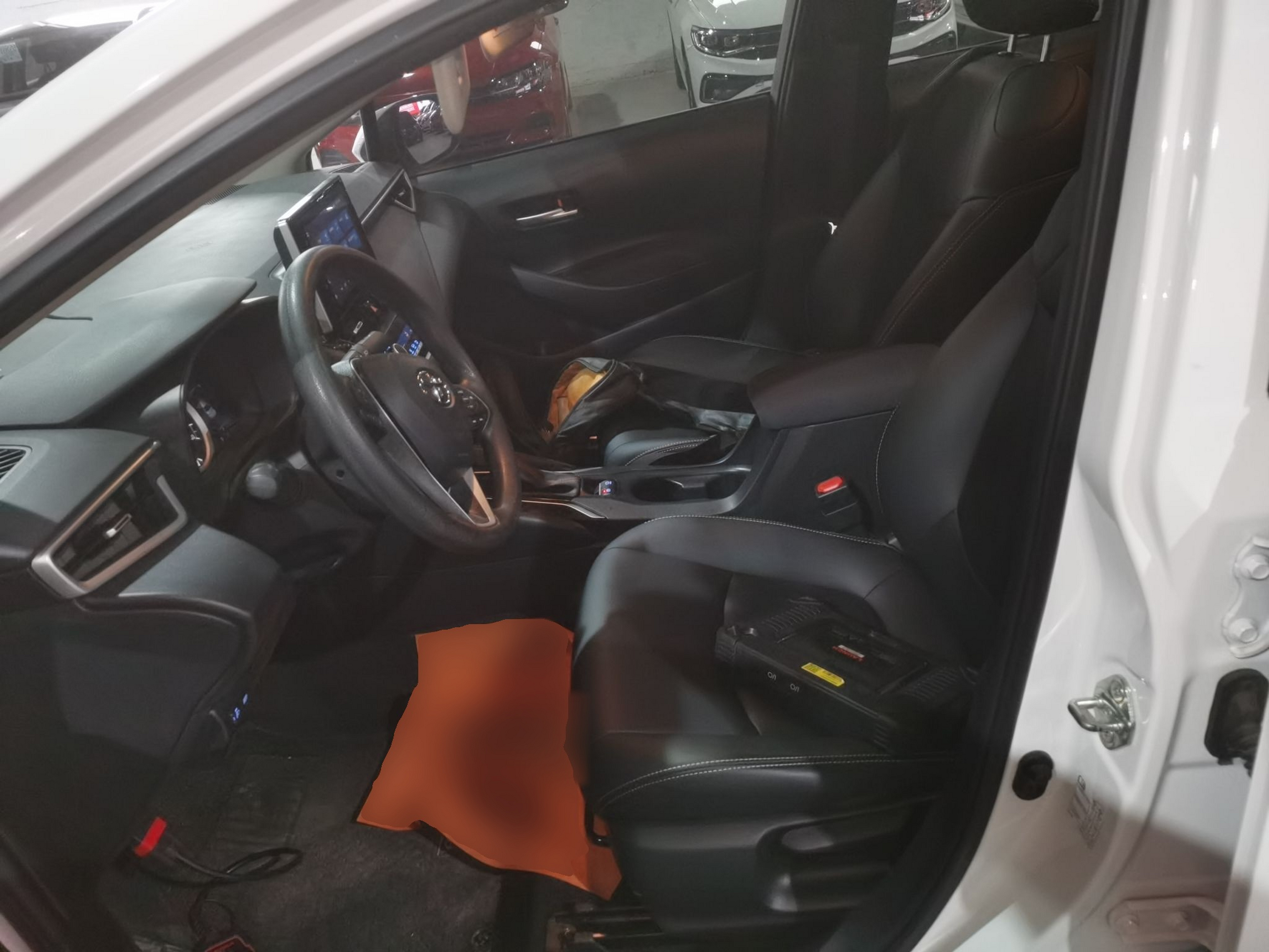 Переднее сиденье в автомобиле