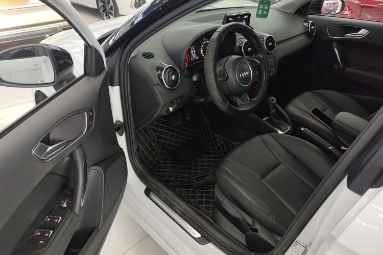 Used Audi A1 2016 30 TFSI Sportback Design Fashion Edition