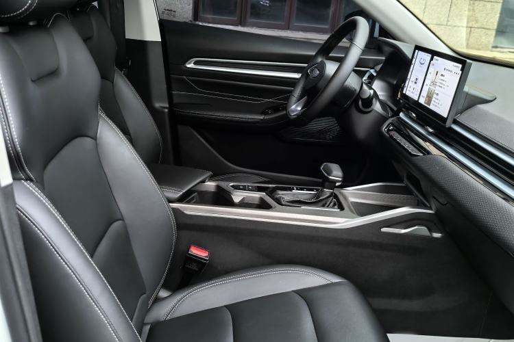 Used Geely Auto Emgrand 2025 4th Generation 1.5L CVT Longteng Edition
