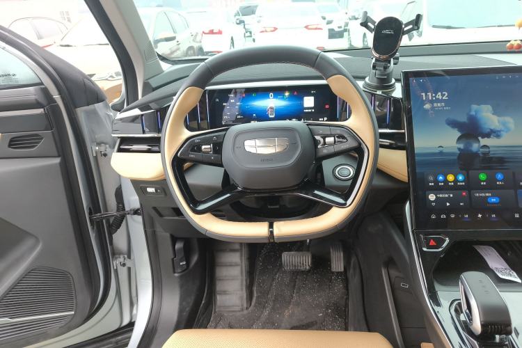 Used Geely Auto FX11 2023 1.5TD DCT Prestige Edition
