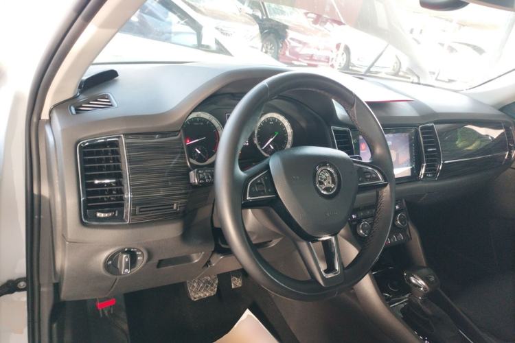 Used Skoda Kodiaq 2018 Restyled TSI330 7-Seater Two-Wheel Drive Luxury Enjoyment Edition
