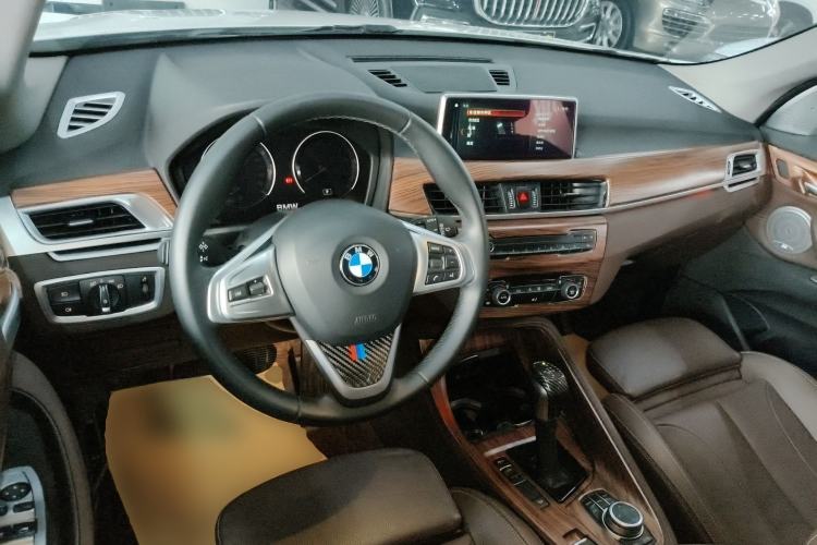 Used BMW X1 2019 xDrive20Li Luxury Model
