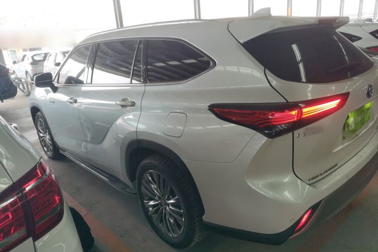 Used Toyota Highlander 2023 2.5L Smart Electric Hybrid Dual-Engine Four-Wheel Drive Prestige Version – 7 Seats
