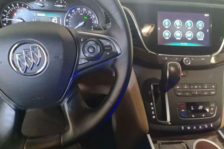 Used Buick GL8 2018 ES 28T Premium Model China VI Standard
