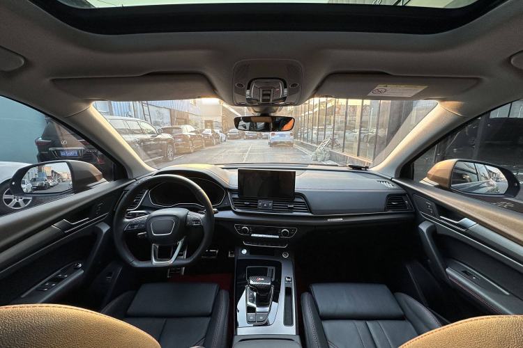 Used Audi Q5L 2022 40T RS Package Performance Model
