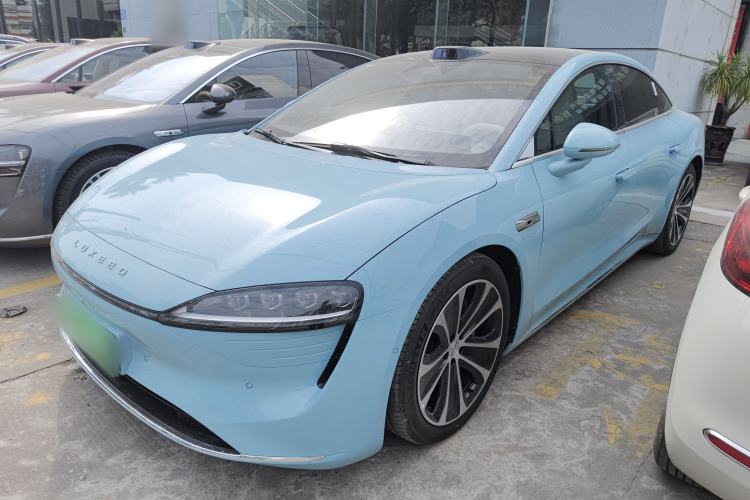 Used Hima Luxeed S7 2025 855 km Max