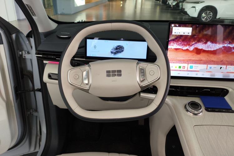 Used  E5 2024 530km Starship Edition