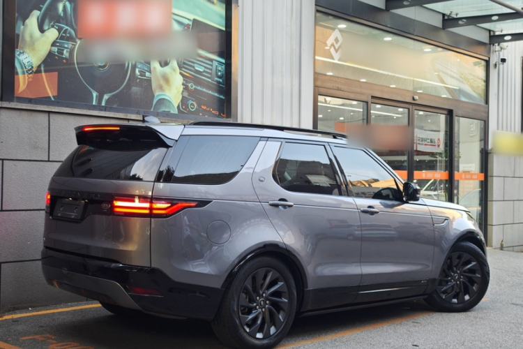 Used Land Rover Discovery 2021 360 PS R-Dynamic S