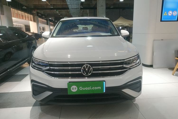 Used Volkswagen Tiguan L 2024 300TSI Automatic Two-Wheel Drive Smart Edition
