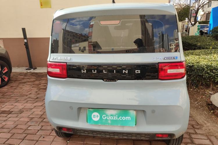 Used Wuling Hongguang MINIEV 2022 Easy Version Lithium Iron Phosphate
