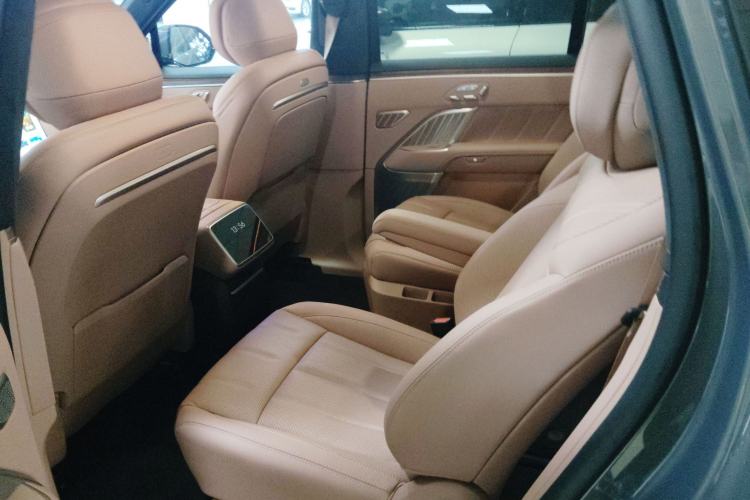 Used ONVO Luxeed L90 2025 Model—Ultra Six-Seater Version