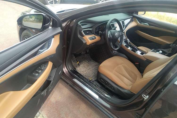 Used Buick LaCrosse 2016 28T Flagship Model
