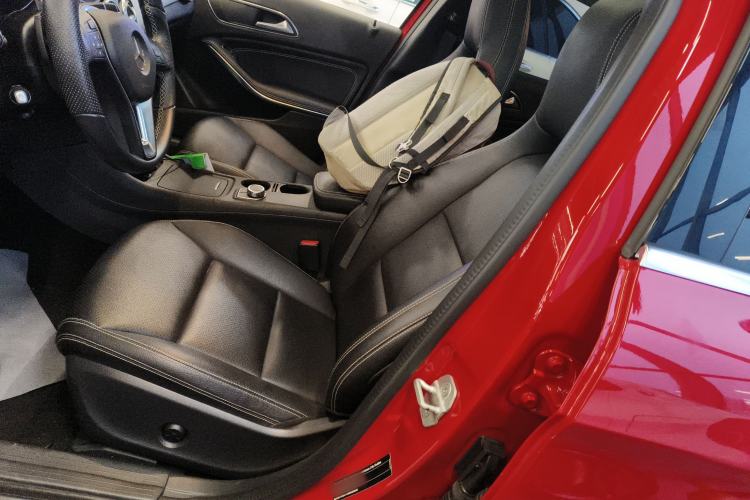 Used Mercedes-Benz GLA 2016 GLA 220 4MATIC Fashion Edition
