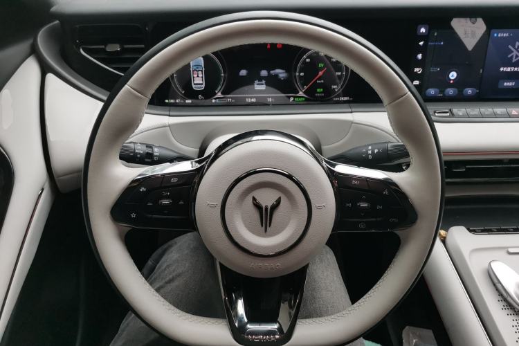 Used VOYAH FREE 2025 318 318 km Rear-Drive Touring Edition
