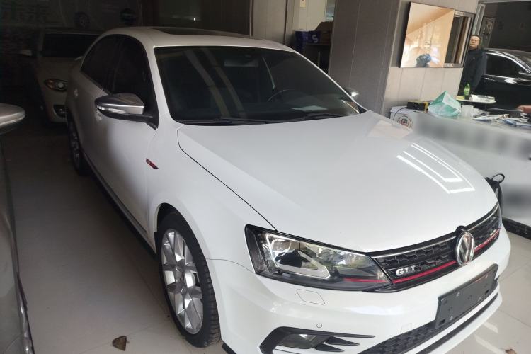 Used Volkswagen Sagitar 2016 2.0 TSI GLI
