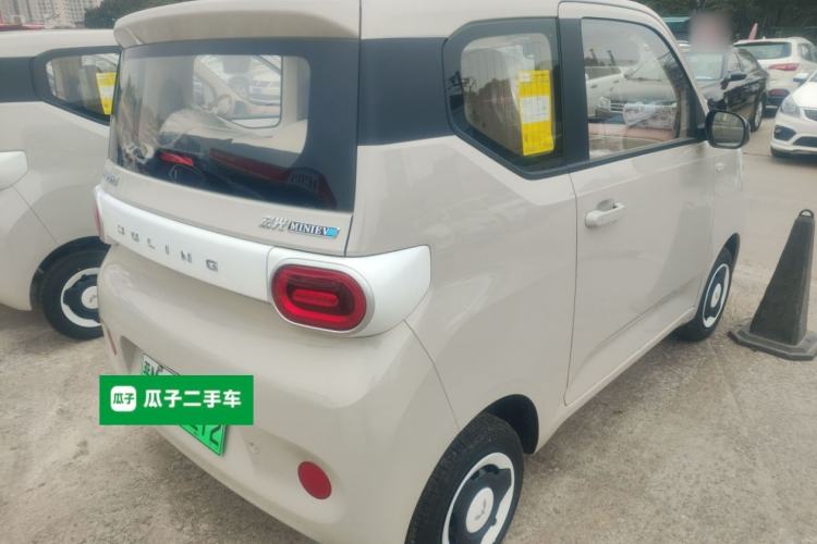 Used Wuling Hongguang MINIEV 2024 3rd Generation 215km Youth Edition