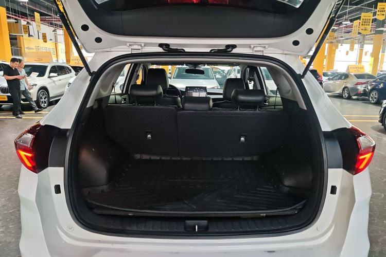 Used Hyundai Tucson 2019 280TGDi Dual-Clutch Two-Wheel Drive Fashion Edition China VI Standard
