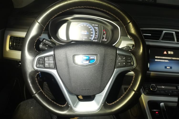 Used Geely Auto Emgrand X7 Sport 2016 1.8TD Automatic ZhiZun Version
