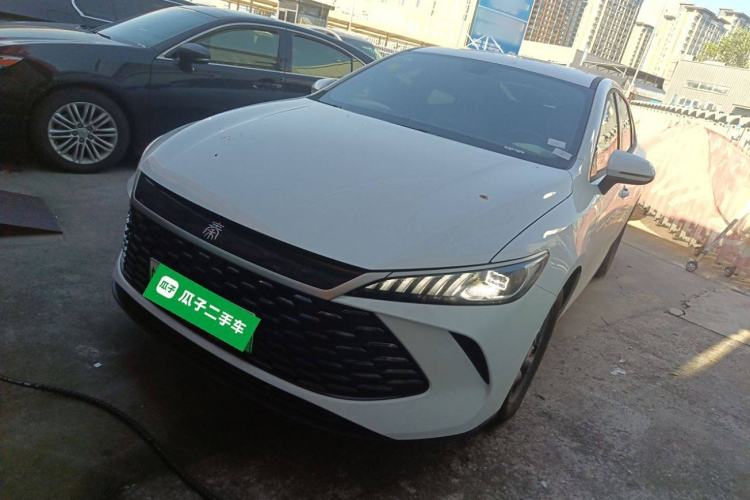 Used BYD Qin PLUS 2025 DM-i Smart Drive 55KM Leading Model
