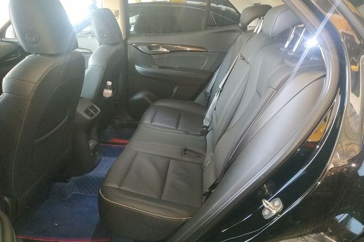 Used Buick Envision 2022 Facelift Encore S 652T Two-Wheel-Drive Luxury Model
