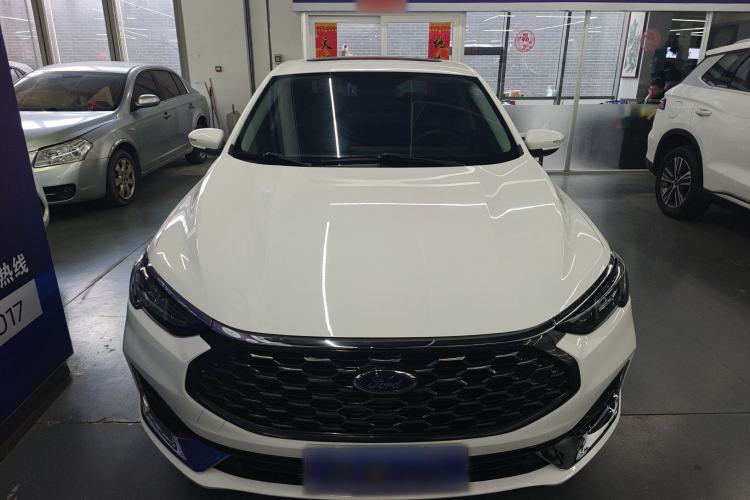 Used Ford Escort 2021 1.5L Automatic Diamond Edition
