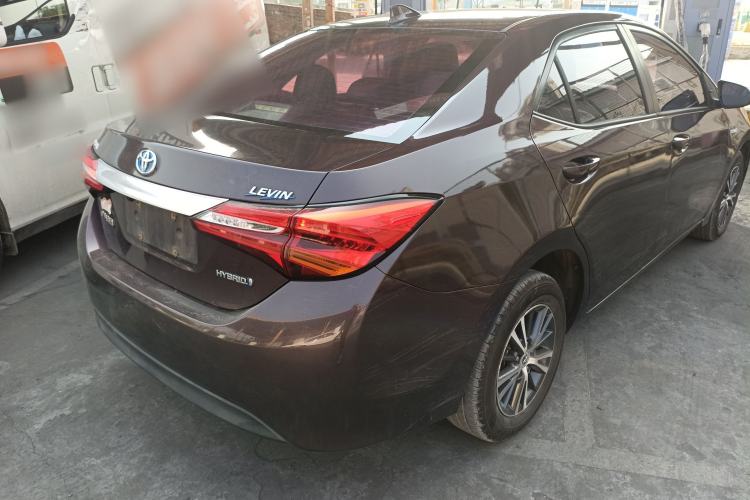 Used Toyota Levin 2016 Dual-Engine 1.8H GS E-CVT Elite Model with Sunroof
