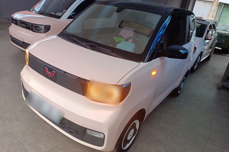 Used Wuling Hongguang MINIEV 2021 Macaron Sandwich Model 170 km Lithium Iron Phosphate
