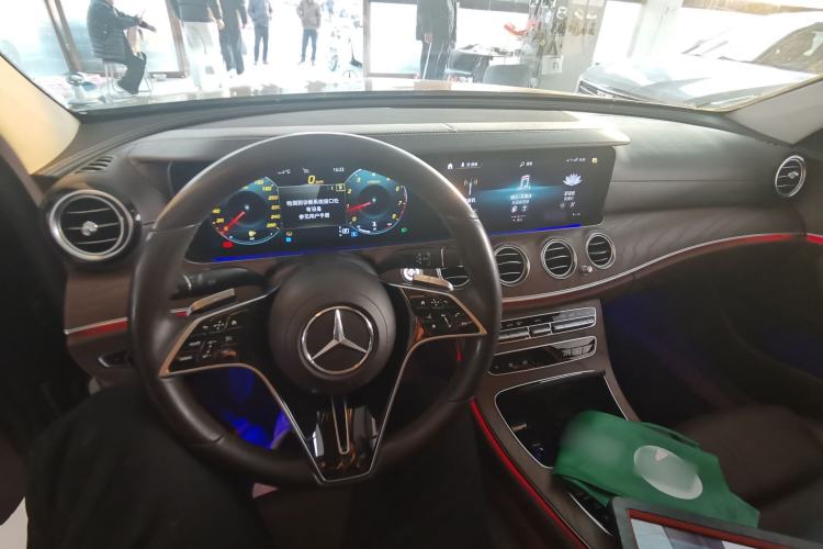 Used Mercedes-Benz E-Class 2021 Facelift E 260 L
