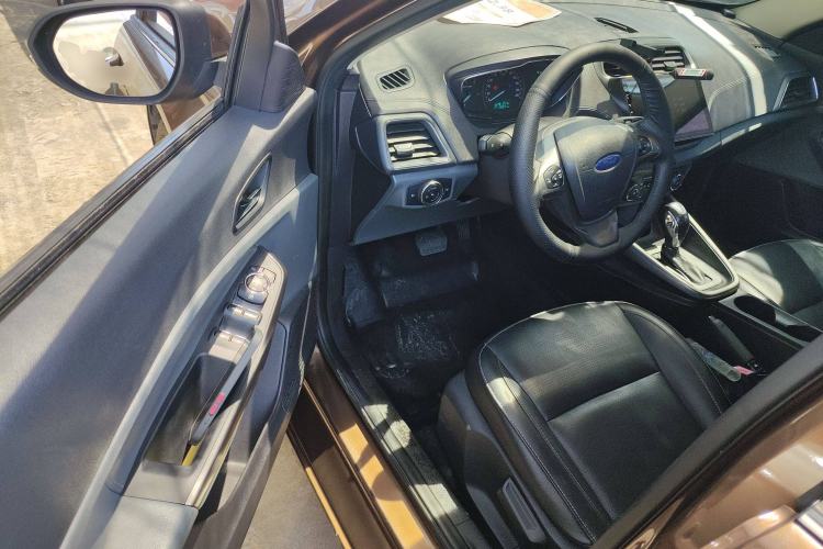 Used Ford Escort 2015 1.5L Automatic Comfort Model
