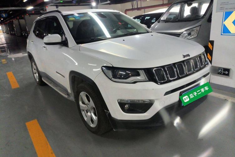 Used  Compass 2017 200T Automatic Family Edition
