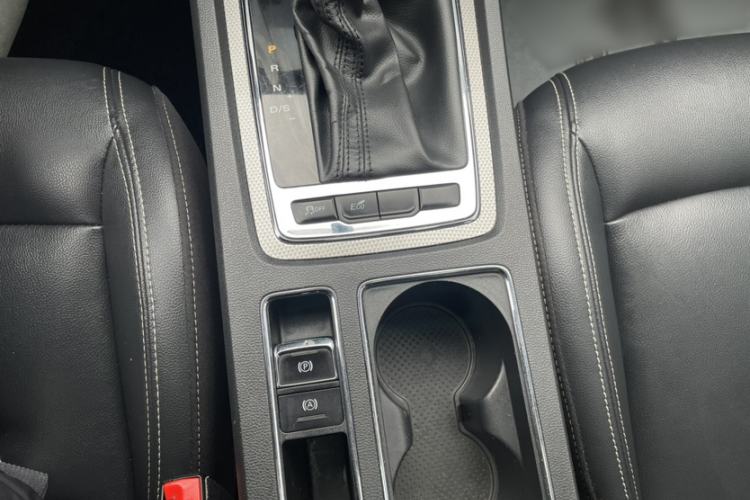 Used Roewe i6 2018 20T Automatic Internet Smart Edition