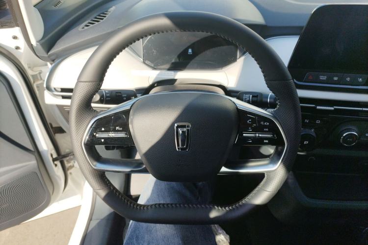 Used Bestune NAT 2023 PRO Comfortable Travel Battery-Swap Version 401km