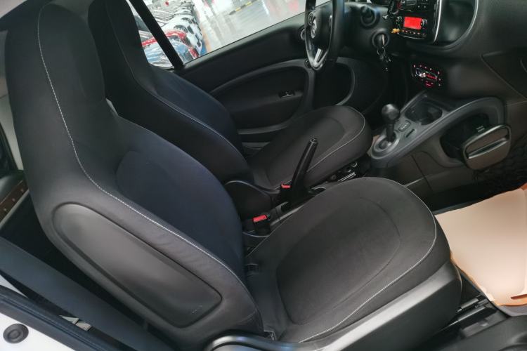 Used  fortwo 2018 1.0L 52kW Hardtop Passion Edition China V Standard
