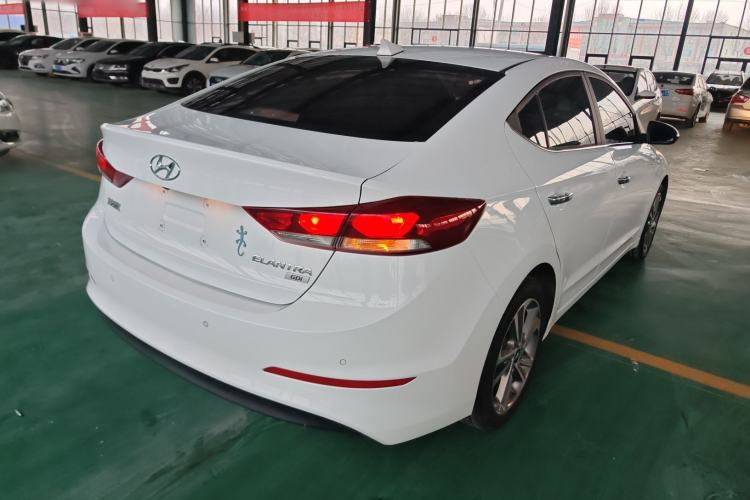 Used Hyundai Elantra 2016 1.6L Automatic ZhiXuan – Elite Version
