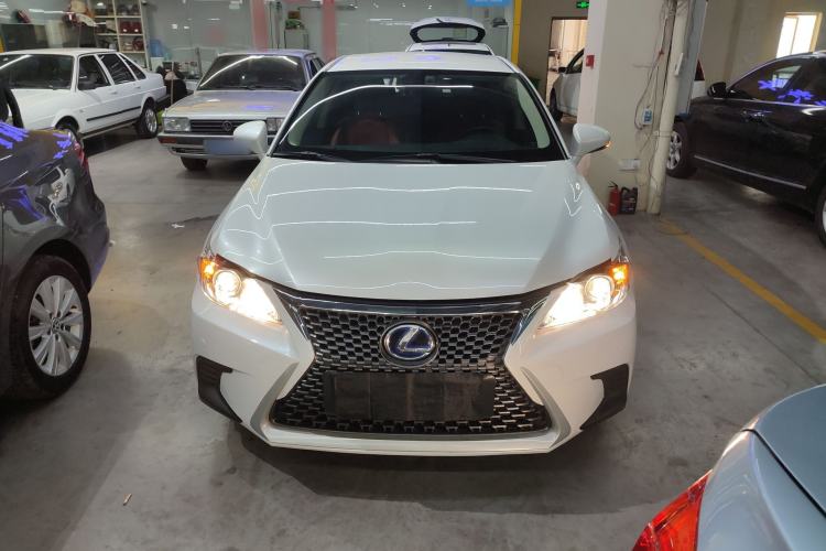 Used Lexus CT 2017 CT200h Elite Edition Monotone China VI
